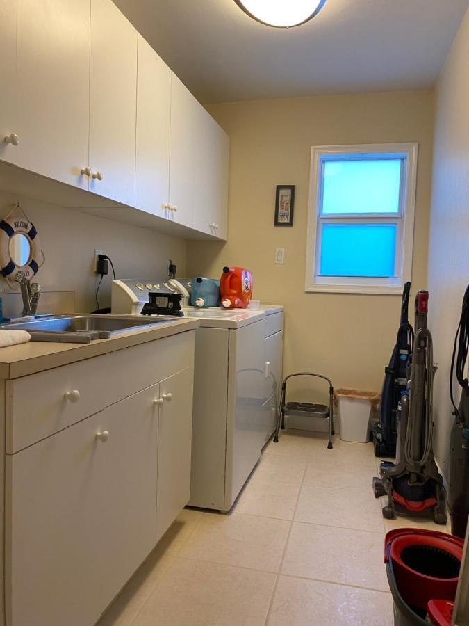 This Homestay Oasis Is The Cape'S Best Place To Stay Cape Coral Ngoại thất bức ảnh